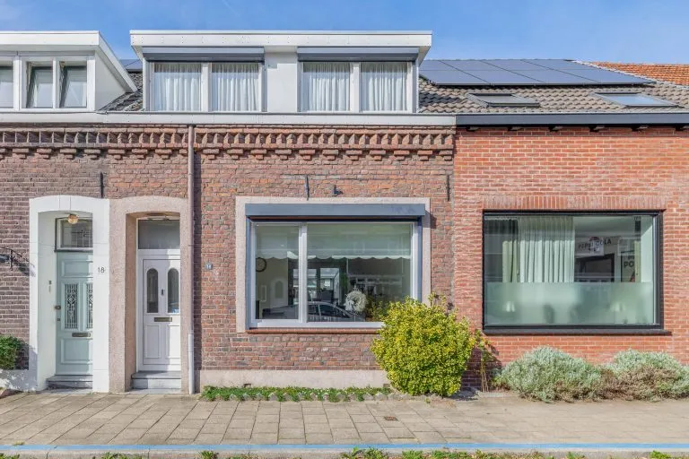 Tussenwoning te koop: Rooddorpstraat 16, Venlo