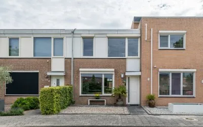 Tussenwoning te koop: Roodkapje 76, Blixembosch-Oost Eindhoven