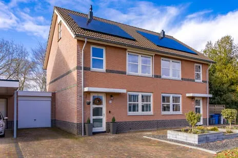 Tussenwoning te koop: Rooilaan 37, Valthermond Plaats 60 Valthermond