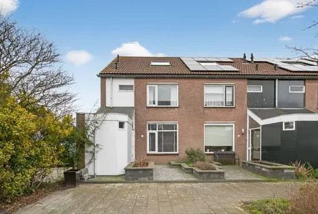 Hoekwoning te koop: Roopkoper 1, Luijendijk Landsmeer