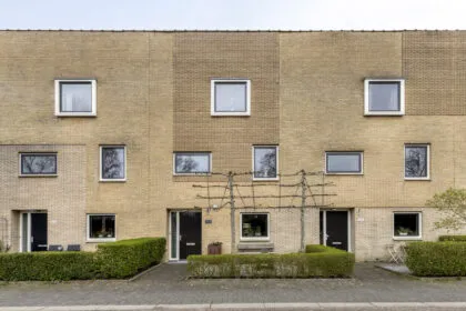 Tussenwoning te koop: Roosduinen 123, Hoofddorp