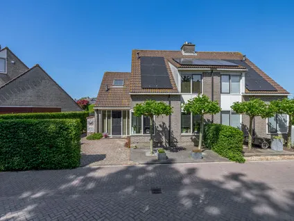 Twee-onder-één-kap te koop: Roosje Voshoeve 49, Zuidplas 80 Waddinxveen