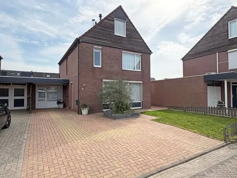 Twee-onder-één-kap te koop: Roosje Vosstraat 14, Ballast Coevorden