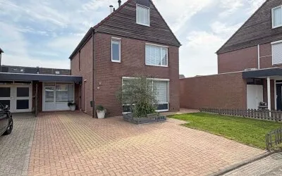 Twee-onder-één-kap te koop: Roosje Vosstraat 14, Ballast Coevorden