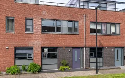 Tussenwoning te koop: Roosjestin 18, Tiel