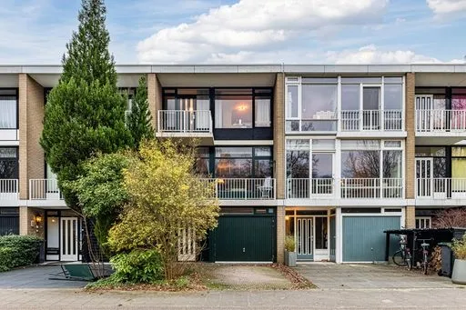 Woning te koop: Roosmarijnhof, Duivendrecht Duivendrecht