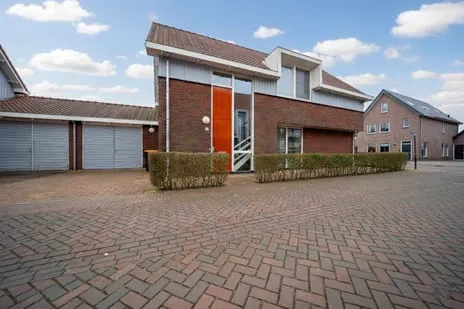 Twee-onder-één-kap te koop: Roosterhout 2, Twuyverhoek en Oostwal Sint Pancras