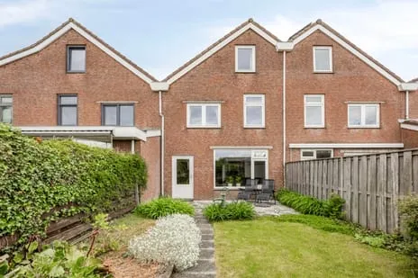 Tussenwoning te koop: Rosa Manussingel 97, Breedweer Heemskerk