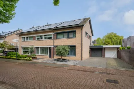 Hoekwoning te koop: Rosa Manusstraat 61, St. Antoniusveld Venray
