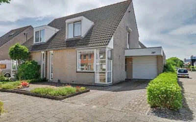 Corner house for sale: Rosenburglaan 287, Rosenburg Vlissingen
