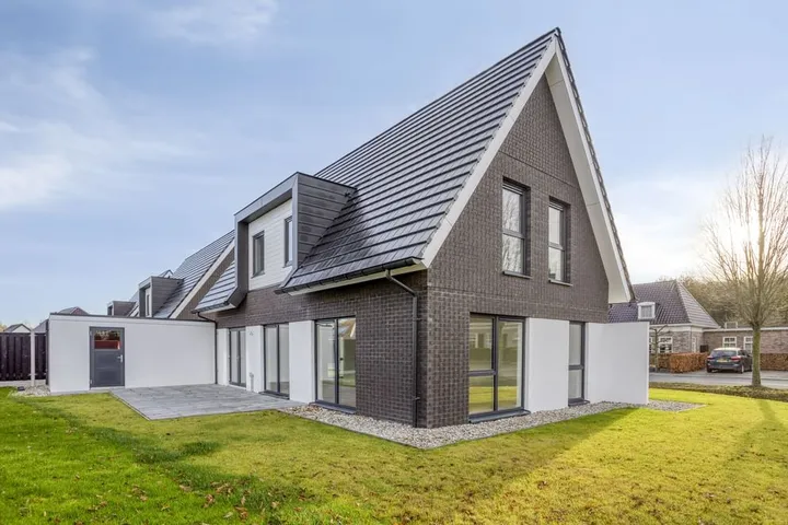 Vrijstaande woning te koop: Rosmolen 14, De Lutte