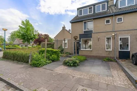 Hoekwoning te koop: Rosmolenstraat 82, Wildenburg Leusden
