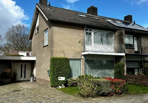 Tussenwoning te koop: Rossinilaan 13, Enschot Oost Berkel-Enschot