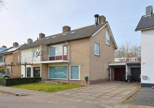 Tussenwoning te koop: Rossinilaan 27, Berkel-Enschot