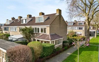 Hoekwoning te koop: Rotiusstraat 40, Hoorn Noord - Buurt 12 00 Hoorn