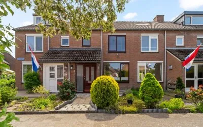 Tussenwoning te koop: Rotsheide 4, Ommoord Rotterdam