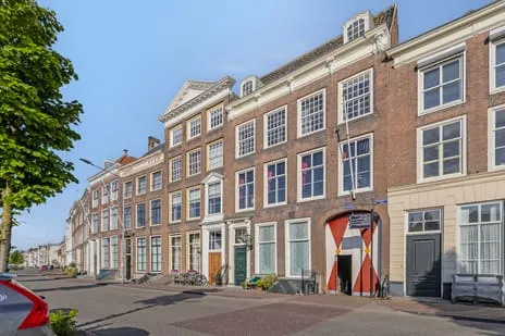 Hoekwoning te koop: Rouaansekaai 23, Damplein Middelburg