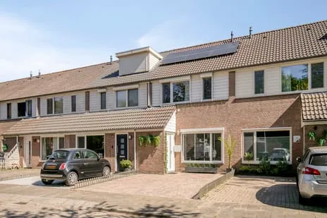 Tussenwoning te koop: Rouenlaan 26, Achtse Barrier-Hoeven Eindhoven