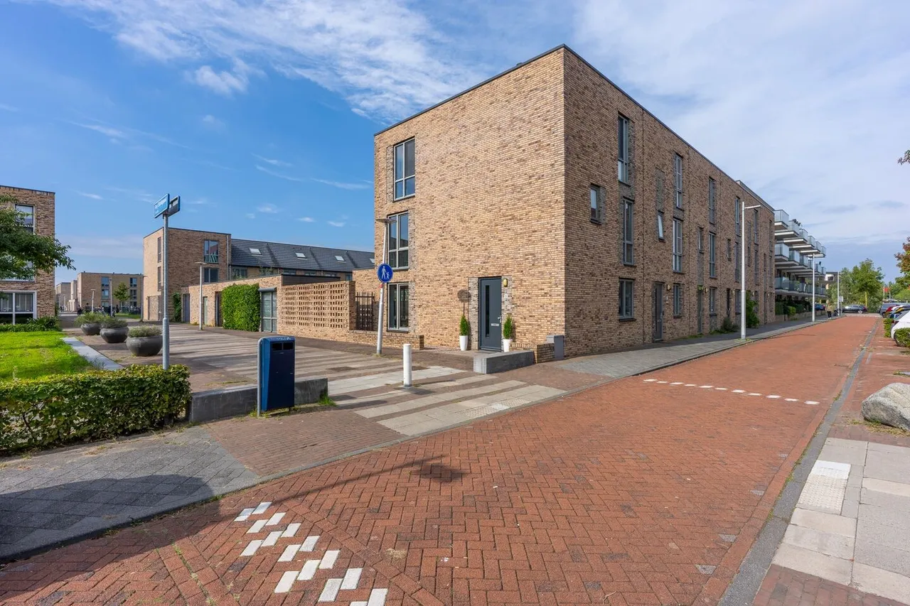 Hoekwoning te koop: Roy Eldridgepad 8, Utrecht