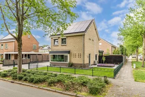 Vrijstaande woning te koop: Rozeboom 1, De Kampen Heino