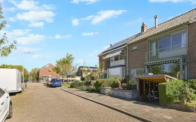 Tussenwoning te koop: Rozemarijn 125, Wateringen