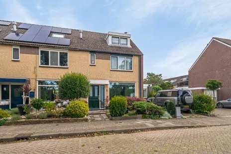 Hoekwoning te koop: Rozemarijn 137, Hofwijk en Oranjehof Wateringen