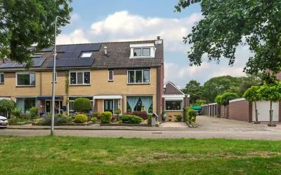 Hoekwoning te koop: Rozemarijn 137, Hofwijk en Oranjehof Wateringen