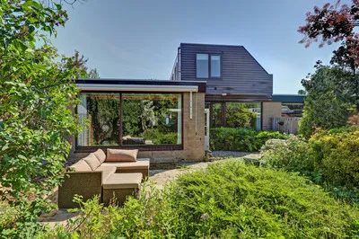 Tussenwoning te koop: Rozemarijn 18, Rozenburg Rozenburg