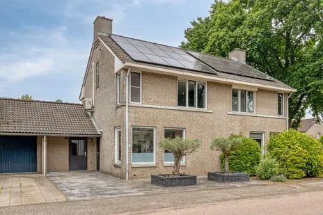 Tussenwoning te koop: Rozemarijn 4, Landweert 3 Venray