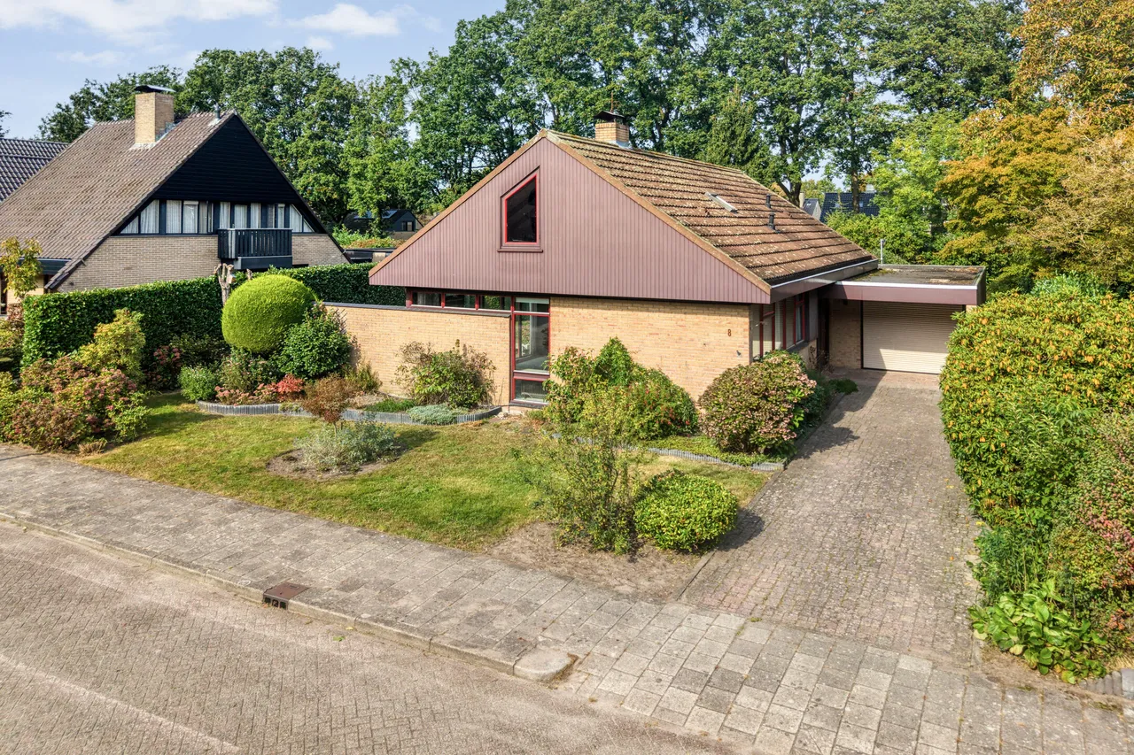 Vrijstaande woning te koop: Rozemarijnsingel 8, Wierden
