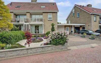 Tussenwoning te koop: Rozenlaan 3, Dorp Valkenburg
