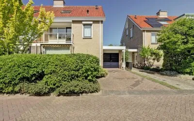 Tussenwoning te koop: Rozenlaan 7, Dorp Valkenburg