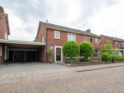 Twee-onder-één-kap te koop: Rozenstraat 16, Centrum-Goor Goor