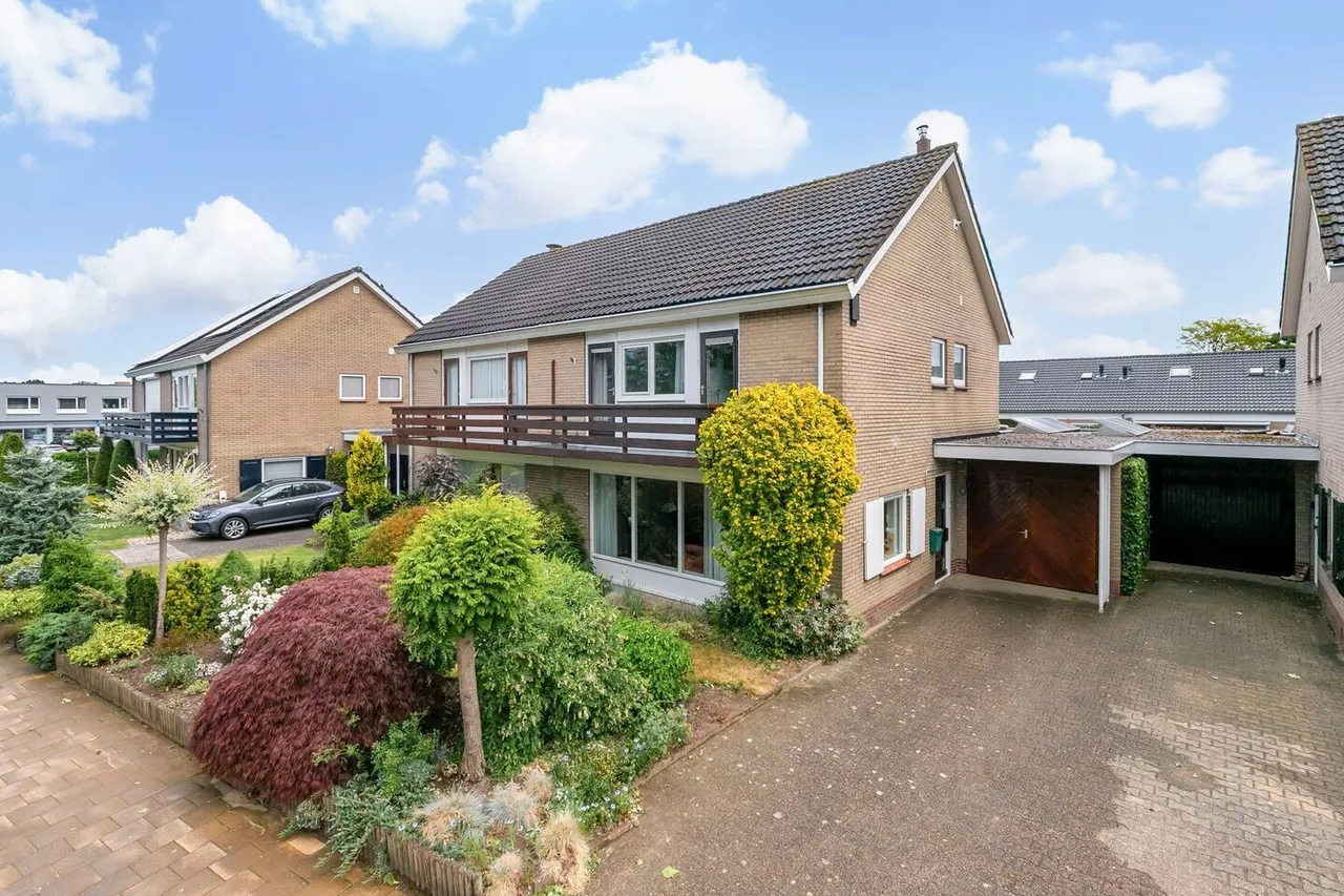 Tussenwoning te koop: Rozenstraat 17, Didam
