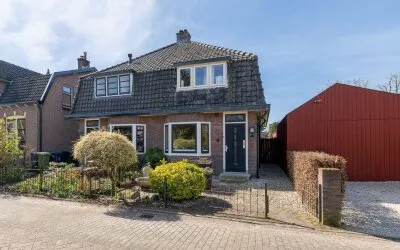 Twee-onder-één-kap te koop: Rozenstraat 2, Driebergen-Rijsenburg