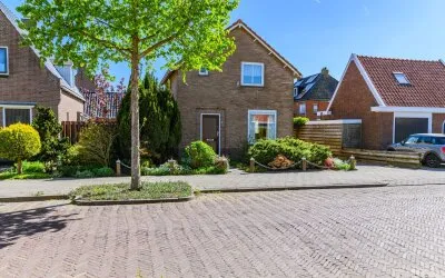 Vrijstaande woning te koop: Rozenstraat 2, Noord Heerenveen