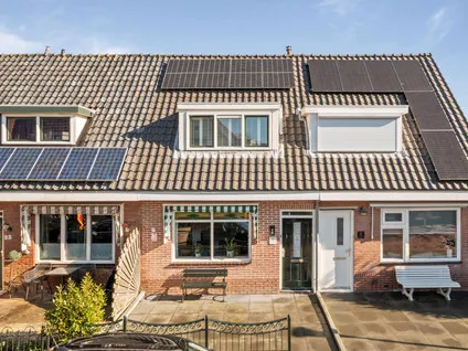 Tussenwoning te koop: Rozenstraat 25, Den Helder