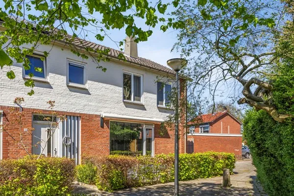 Hoekwoning te koop: Rozenstraat 38, Losser-West Losser