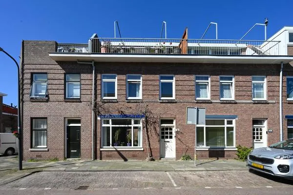 Tussenwoning te koop: Rozenstraat 42, Oud-Rijswijk Rijswijk