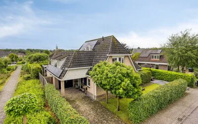 Vrijstaande woning te koop: Rozentuin 10, Bloemenbuurt Swifterbant