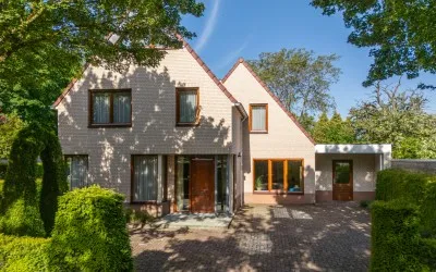 Vrijstaande woning te koop: Rozenweg 7, Bloemenbuurt Venlo