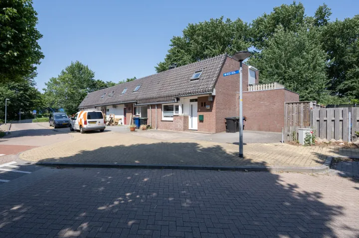 Hoekwoning te koop: Rozenwerf 102, Rozenwerf en Tuinderswerf Almere