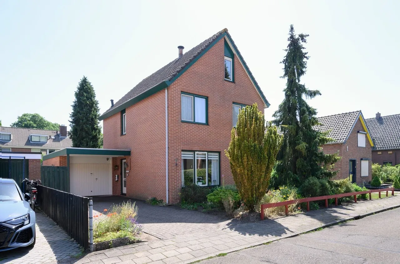 Vrijstaande woning te koop: Rozesteinweg 8, Laag-Soeren