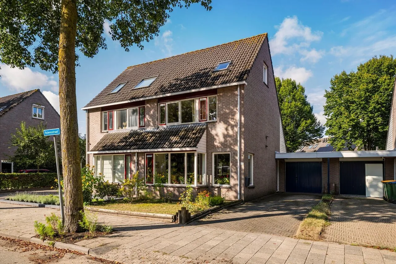 Tussenwoning te koop: Rubensstraat 14, Ede