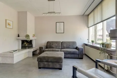 Twee-onder-één-kap te koop: Rubensstraat 37, West Duiven