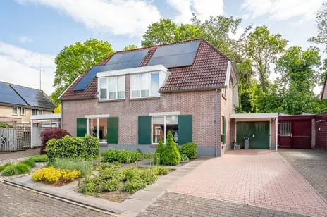 Twee-onder-één-kap te koop: Rubensstraat 4, Zelhem Zelhem