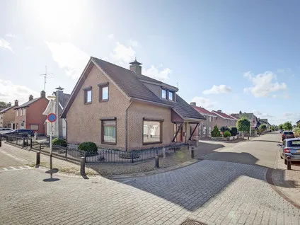 Vrijstaande woning te koop: Rugstraat 43, St. Willebrord