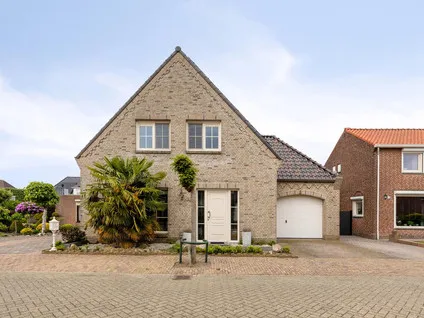 Vrijstaande woning te koop: Rugstraat 44, Sint Willebrord St. Willebrord