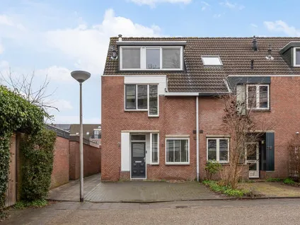 Hoekwoning te koop: Ruigenburg 80, Hoevenbuurt Gouda