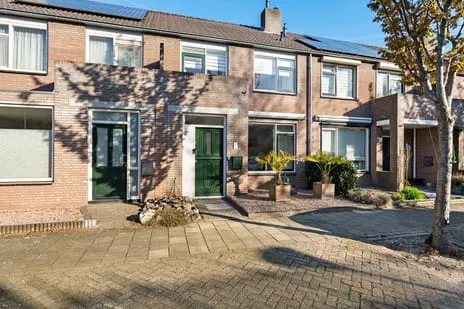 Tussenwoning te koop: Ruilebuiter 23, Hazenkamp Oss